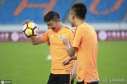 开云体育下载-山东鲁能凭借制胜球成功逆转，豪取三分