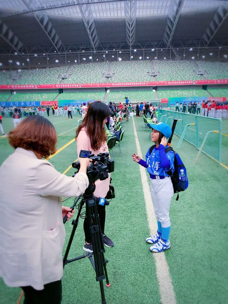 棒球赛后采访曝光，内幕引发热议的简单介绍