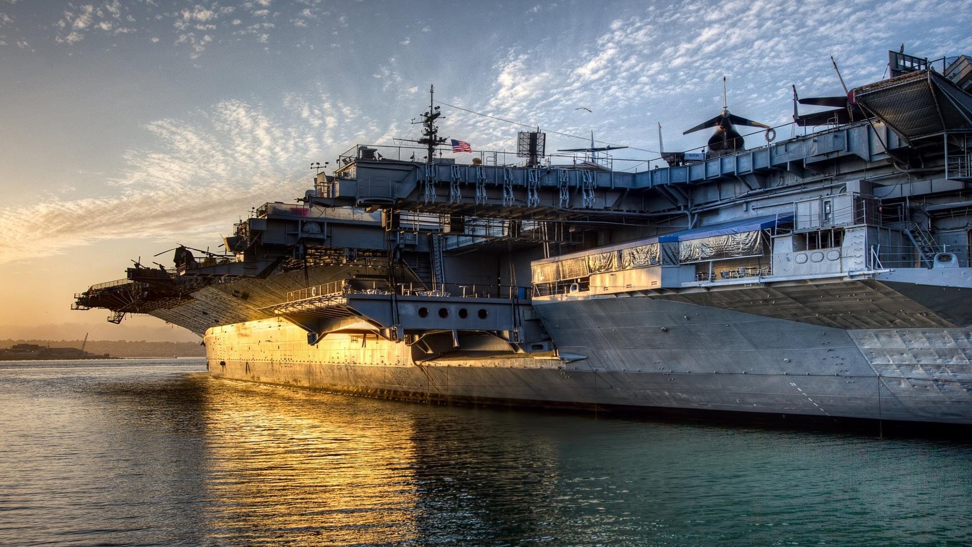 稳与艳，足球世界的两极胜利—卡塔尔沉稳制胜，哈弗茨光芒四射