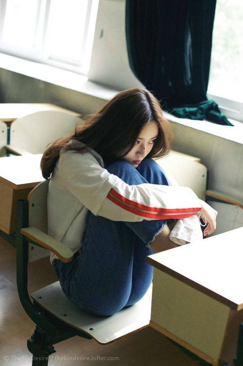 赛道与球场的双重逆袭，街头法则如何改写秩序？