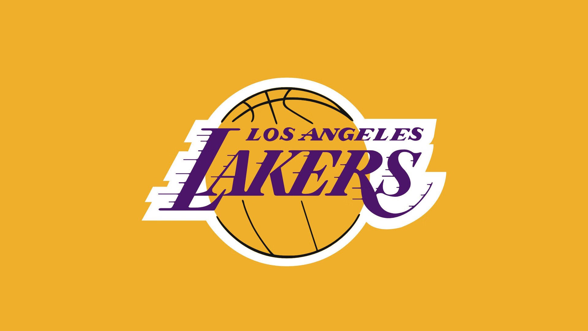 F1轮胎嘶吼之夜，篮球场上有人正复制同款火焰