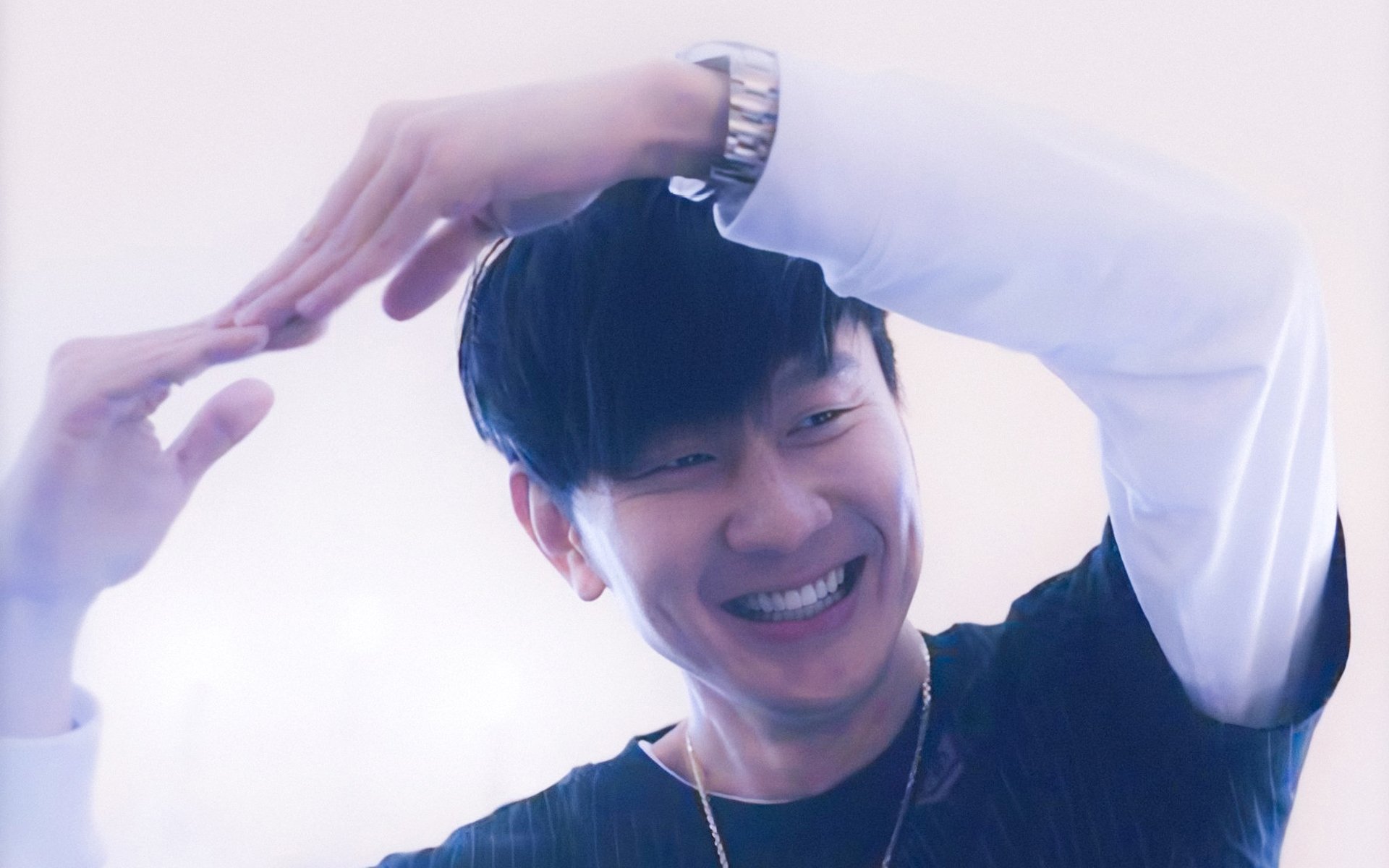 太阳的光芒永不熄灭,从球场到赛道的绝对主宰