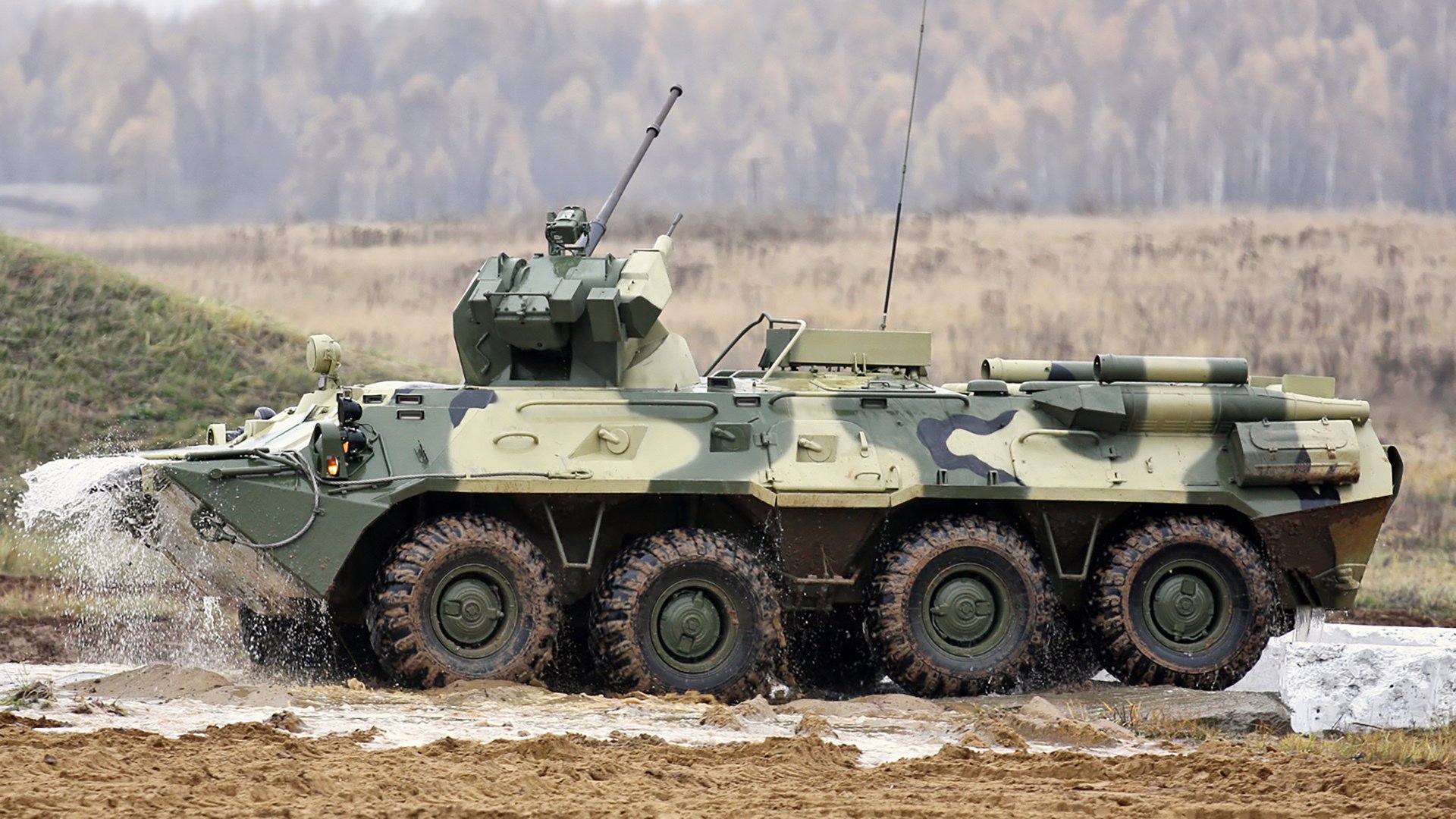 双线激战，F1新赛季揭幕战焦点对决与猛龙压制新疆的篮球盛宴