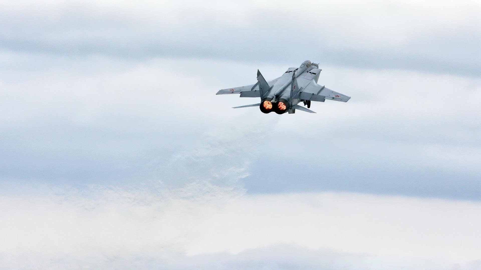 末节接管与终极接管,体育世界里的英雄主义共振