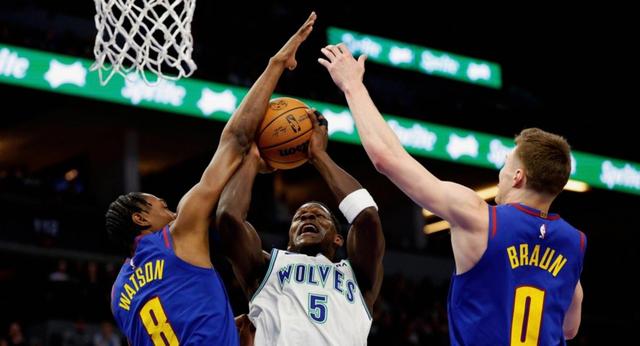 欧冠半决赛焦点战，篮网火力压制森林狼