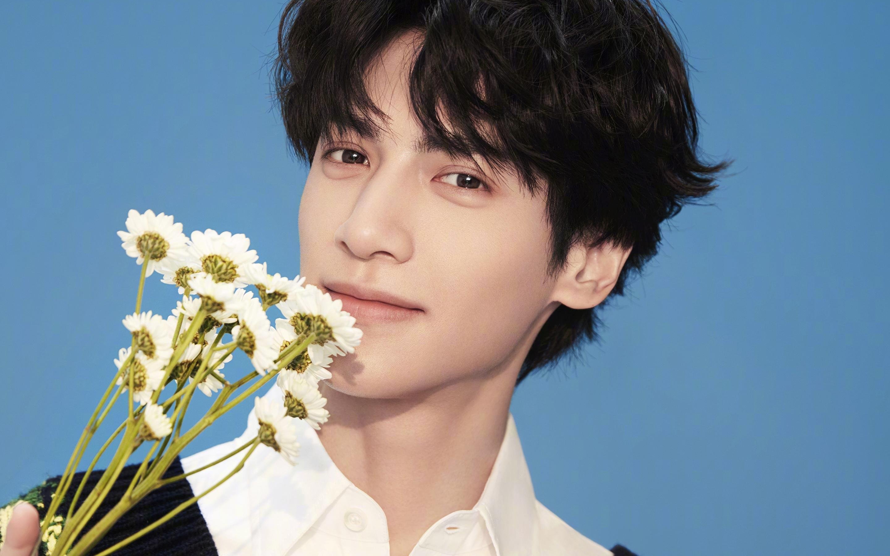 夜幕下的王权更迭,罗德里戈的致命两击与一个王朝的加冕礼